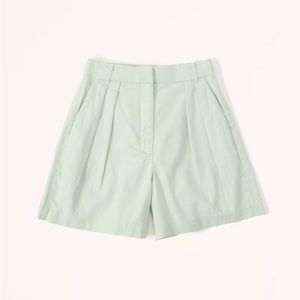 Ultra high rise linen blend tailored short